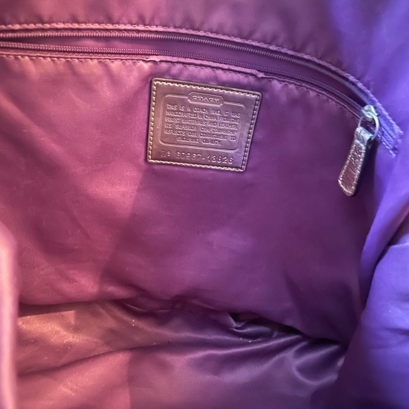 Vintage Poppy Coach Purse/Bag - Tan/Silver/Black w/ Purple Interior - Picture 6 of 6